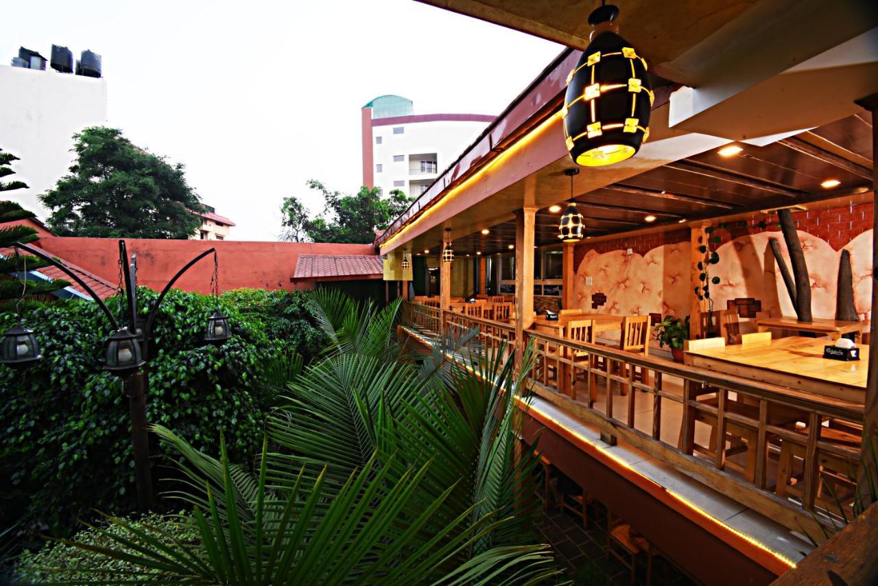 Hotel Thamel Park Kathmandu Exteriör bild