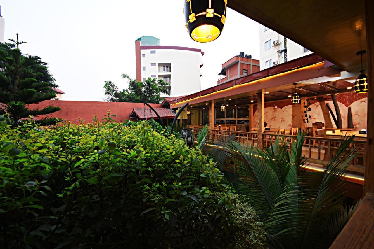 Hotel Thamel Park Kathmandu Exteriör bild