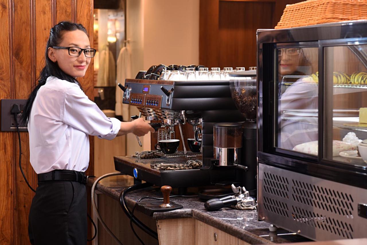 Hotel Thamel Park Kathmandu Exteriör bild